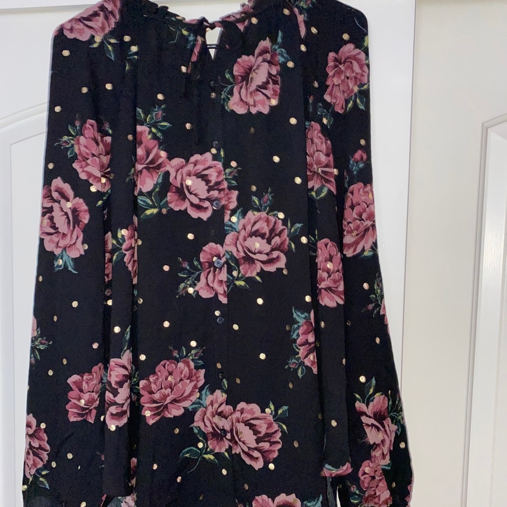 New high low long sleeve